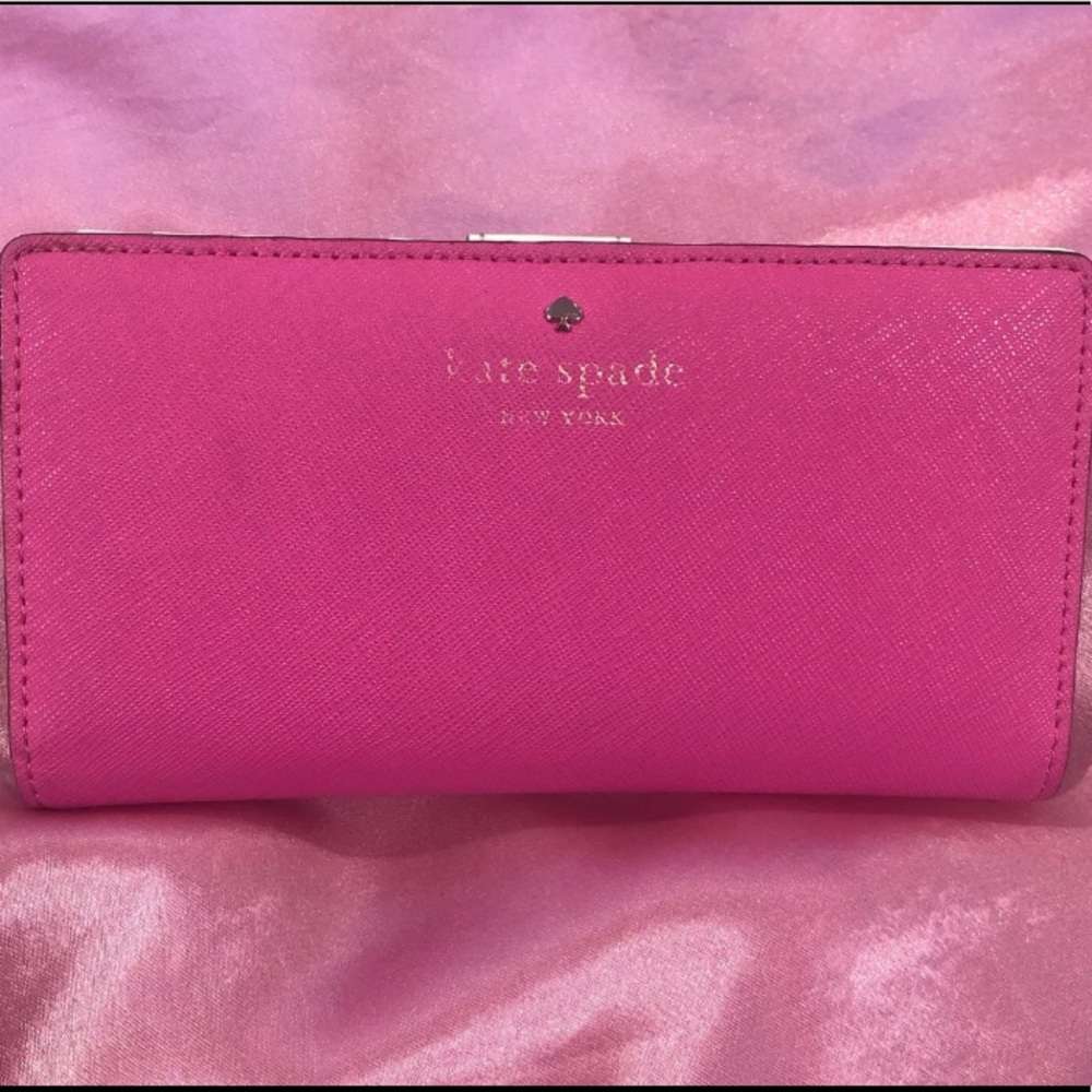 💕Kate Spade Wallet💕